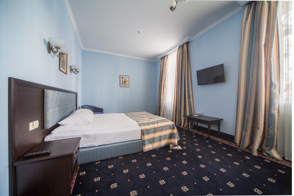 Номер: Стандарт Дабл - гостиница "Украина"