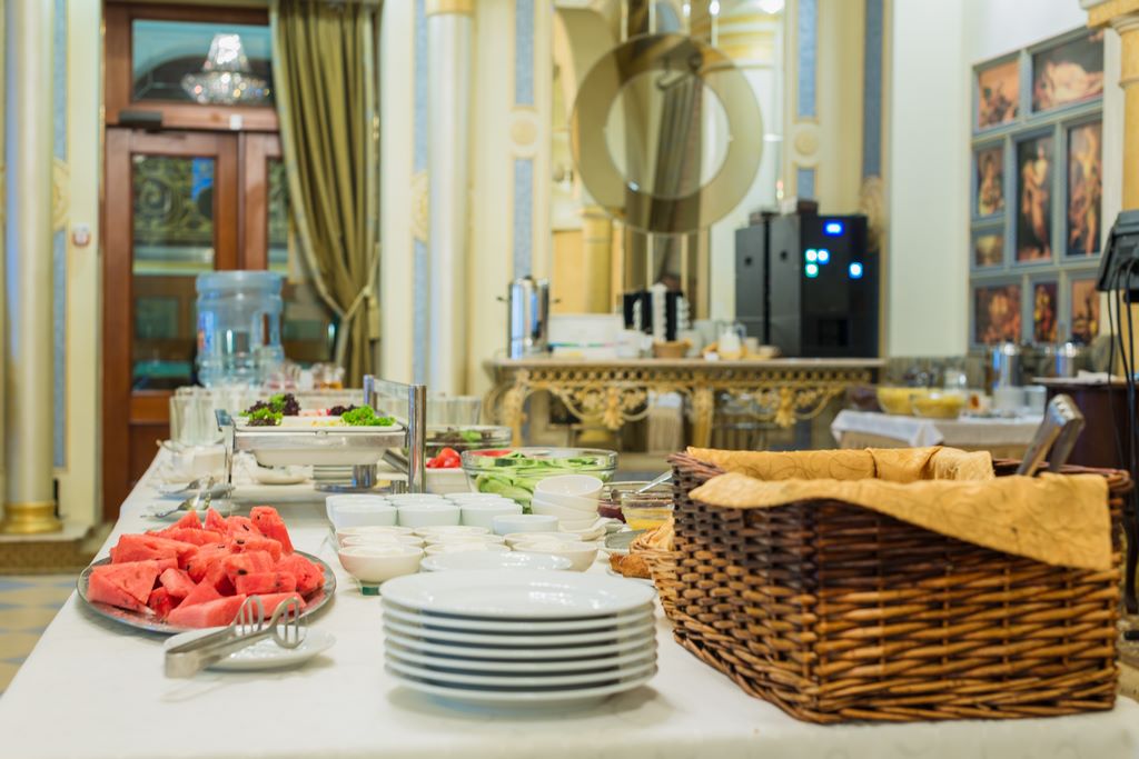 Завтрак «шведский стол»