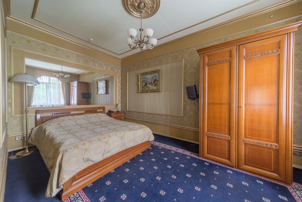 Номер: Премиум - гостиница "Украина"