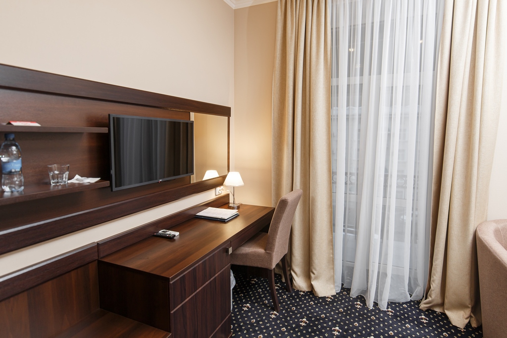 Номер: Одноместный 1 - гостиница "Украина"